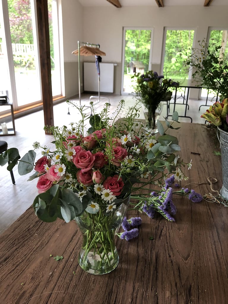 Wiesengruen Leipzig - Blumenstraeusse binden - 04